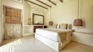 2 sovrum, värdeförvaringsskåp på rummet och strykjärn/strykbräda