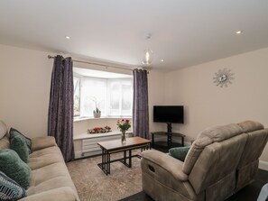 Living area - Homeland (Somerton)
