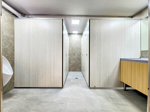 รองเท้าสวมภายในห้อง, ผ้าเช็ดตัว