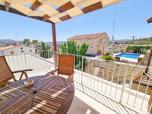 Village Charm Pool Apartment at Skarinou
