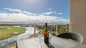 Unclassified image, 3 of 12, button - Pelican Waters Resort Studio with Scenic Views (Pelican Waters)