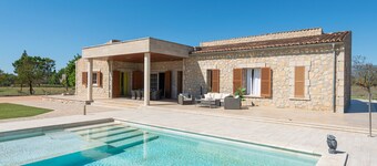 V. Mireia 2002 by BeBreeze Mallorca