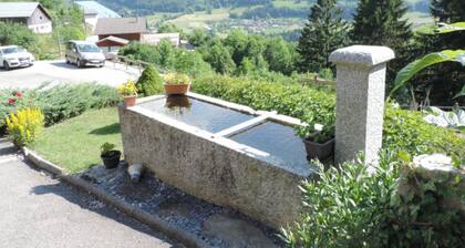 Chalet 'Gîte Chevenoz' with Mountain View, Private Terrace and Private Garden