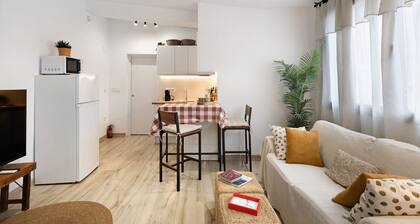 Apartment Privat Sant Celoni Montseny Barcelona with Balcony and Wi-Fi.