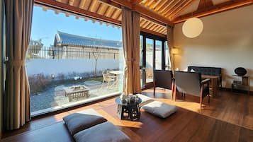 Wifi gratis y ropa de cama