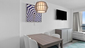 Dining - Tidal Ecstasy Suite Oceanfront Views 2nd Floor (Myrtle Beach)