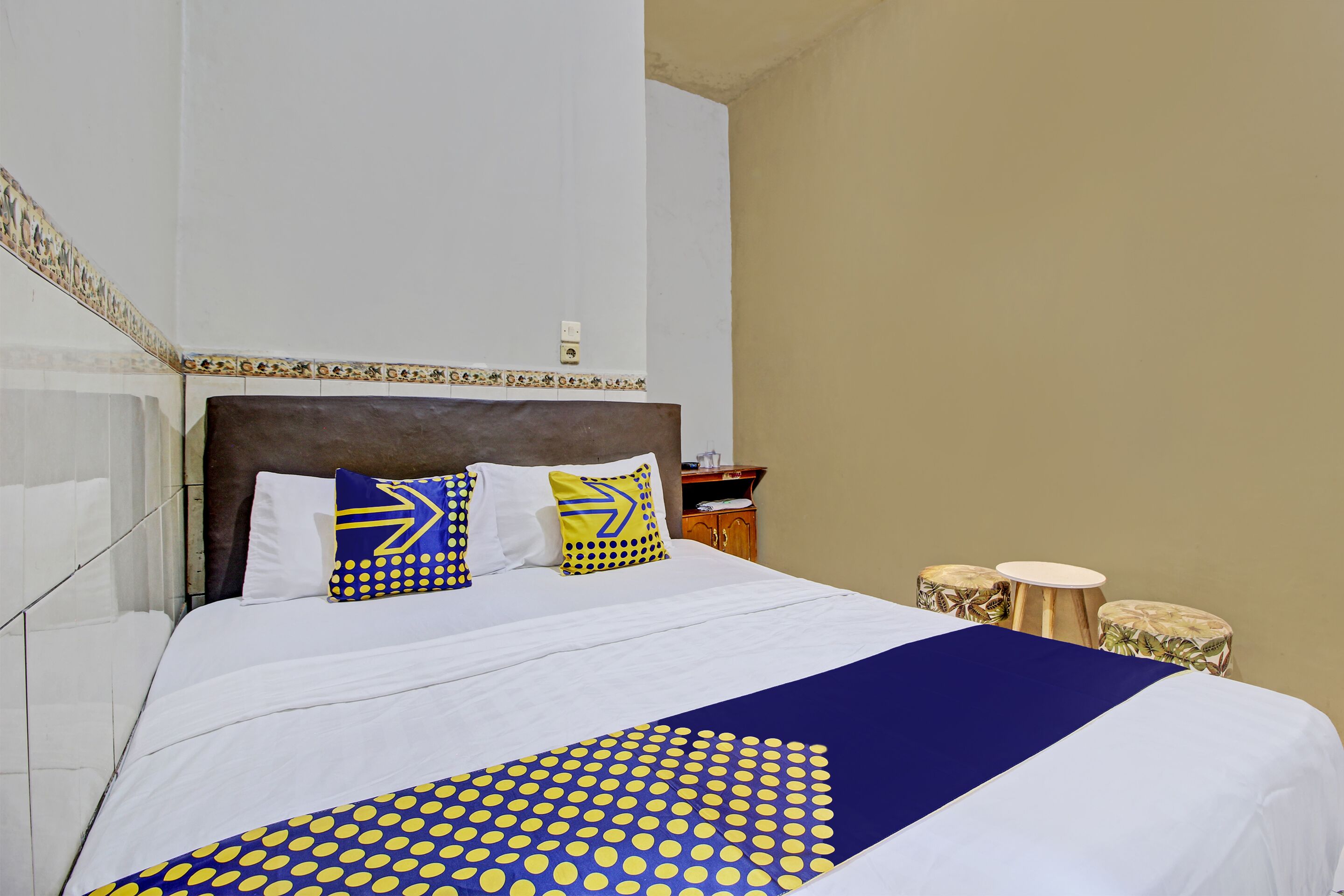 Kamar Double Basic | Seprai linen