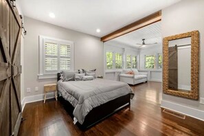 5 室のベッドルーム、アイロン / アイロン台、WiFi、ベッドシーツ