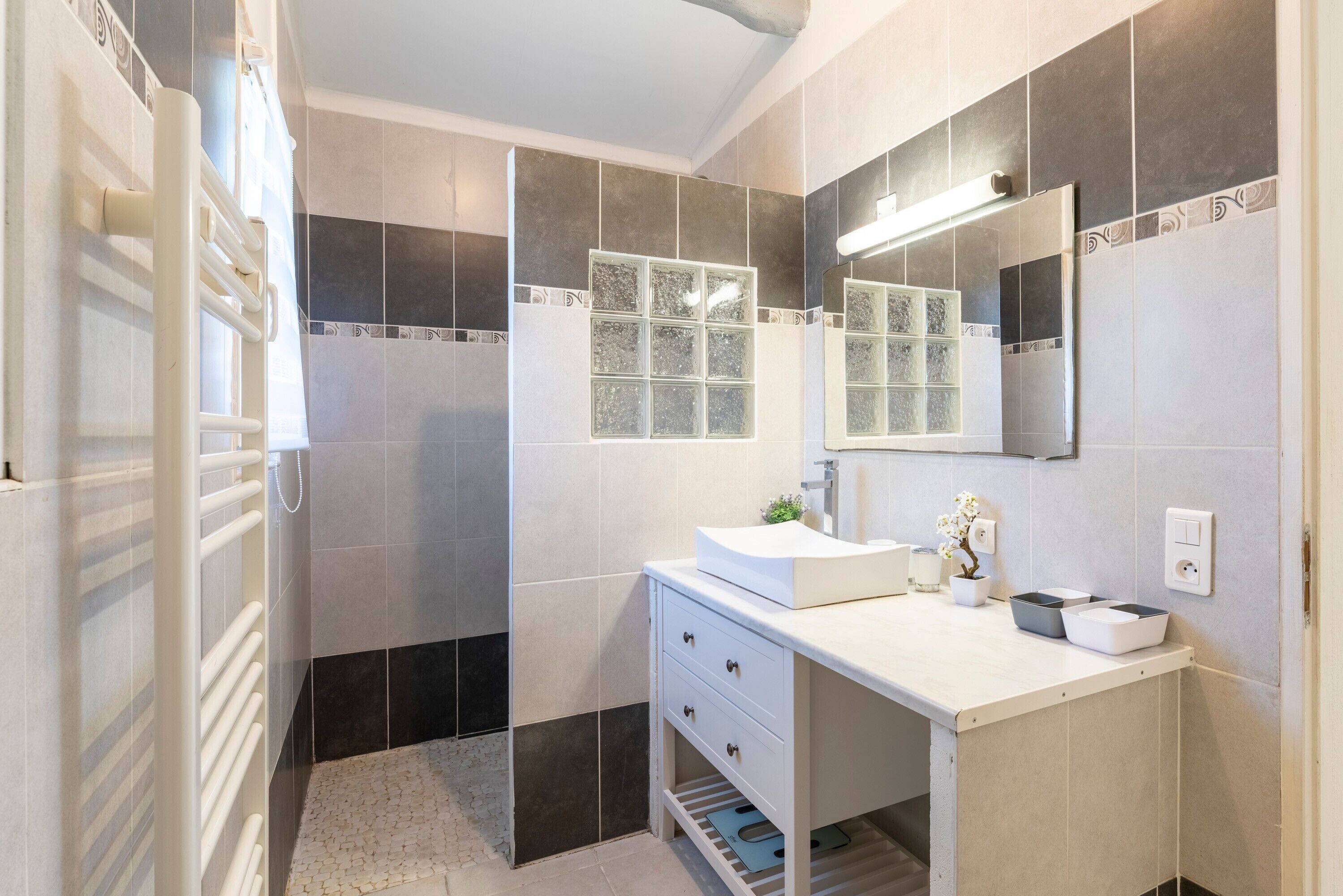 Shower, hair dryer