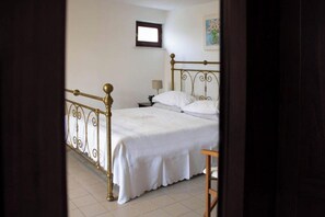 6 bedrooms, free WiFi, bed sheets