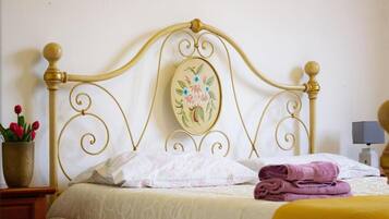 6 camere, ferro/asse da stiro, Wi-Fi gratuito, lenzuola