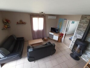 TV connectée, cheminée