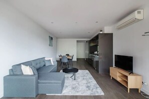 Fernseher, Arbeitsbereiche