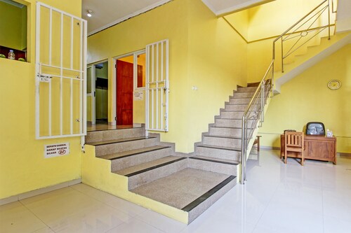 Hotel O Umi Rahayu Guesthouse