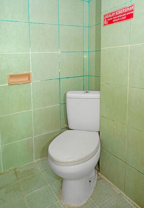 Bathroom - Hotel O Bintaro (South Tangerang)