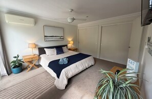 4 makuuhuonetta, työpöytä, silitysrauta/-lauta, Wi-Fi