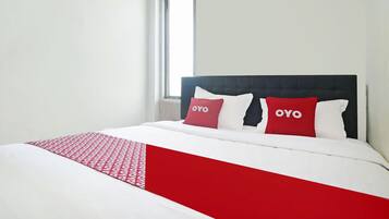 Standard Double Room | Free WiFi, bed sheets