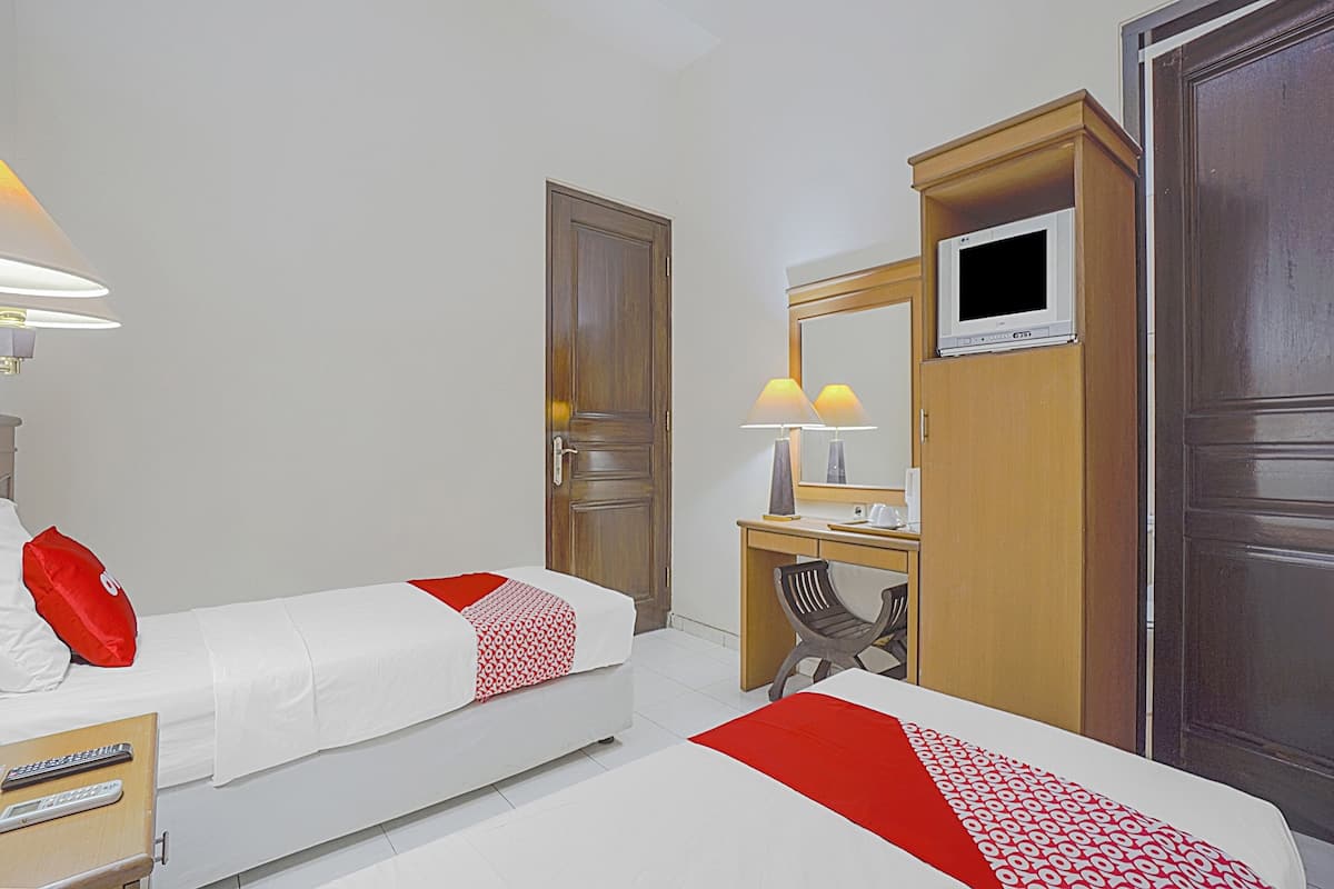 Bureau, Wi-Fi gratuit, draps fournis