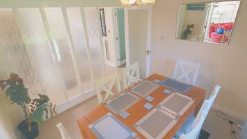 House | Dining