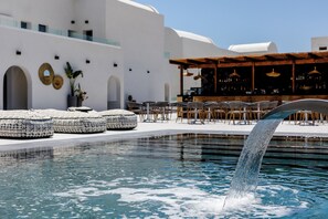 Seasonal outdoor pool, open 9:00 AM to 8:00 PM, pool umbrellas - Santo Mangata Boutique Hotel & Spa - Adults Only (Santorini)