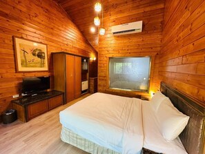 Business Double Room | Desk, soundproofing, free WiFi - IVY MOTEL (Chiayi City)