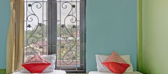 OYO 92872 Swakarya Guest House