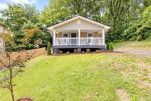 Exterior - 2BR, 1BA Remodeled House in Gray Community (Johnson City)