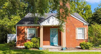 3BR, 2BA house steps from historic Jonesborough