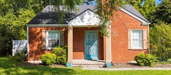 3BR, 2BA house steps from historic Jonesborough