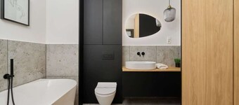 Modern Apartment | Air Conditioning, Parking, Balcony