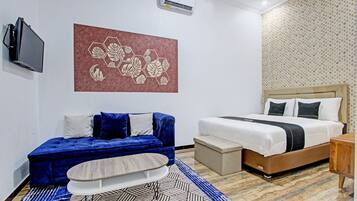 واي فاي مجانًا وملاءات أسرّة