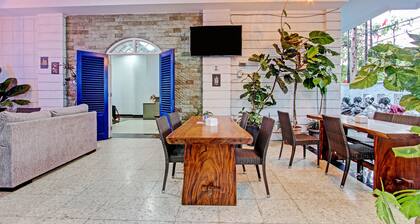 Capital O 92895 House N Caffe 55