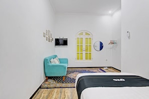 Deluxe Single Room - Capital O 92895 House N Caffe 55 (Temanggung)