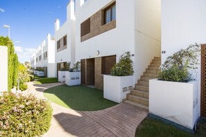 Exterior - Modern bungalow with solarium and parking space in La Zenia! (La Zenia)