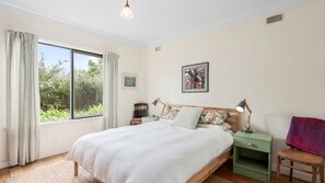 4 habitaciones, tabla de planchar con plancha y wifi 
