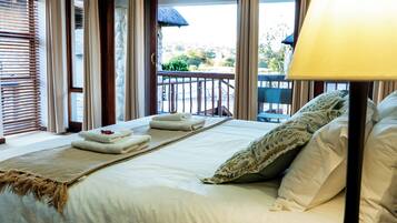 Luxury Room | 1 bedroom, free WiFi, bed sheets