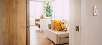Luxury 1BR Penthouse Apt In Central Halifax!