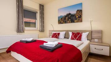 Standard-Doppelzimmer | Zimmersafe, kostenloses WLAN