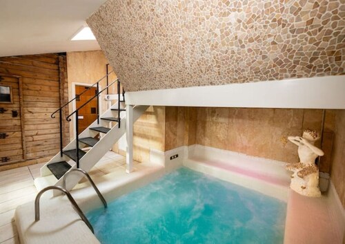 Spa Retreat (relaxation centre)