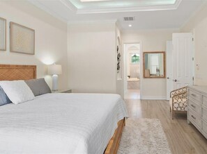 3 habitaciones, tabla de planchar con plancha y wifi gratis 