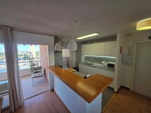 Fridge, microwave, oven, dishwasher