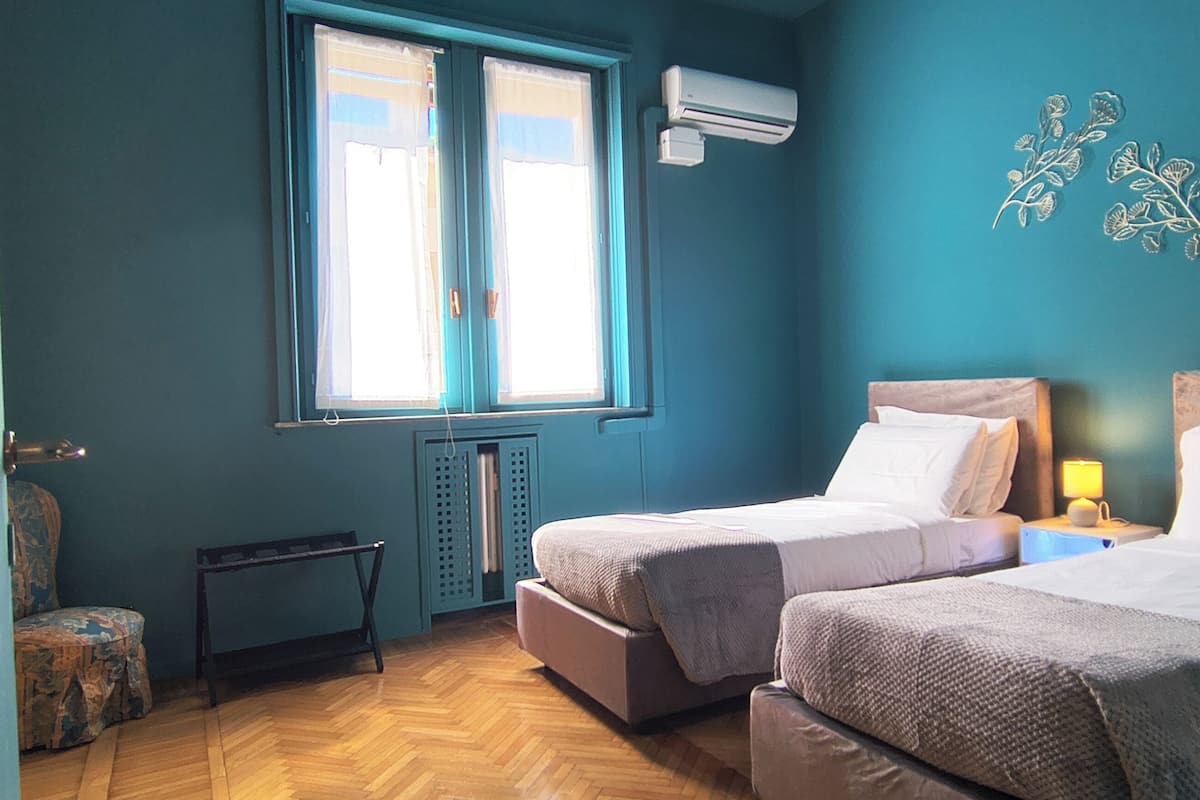PIO IV Apartment (Via Pio IV 3) | Premium bedding, desk, blackout drapes, iron/ironing board