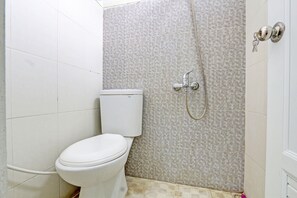 Economy-Suite | Badezimmer | Dusche, Seife