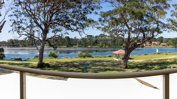 Property grounds - Tranquil Waters in Sussex Inlet (Sussex Inlet)
