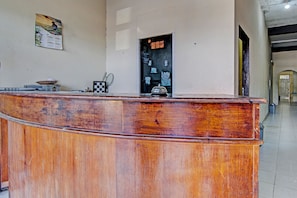 Reception - Hotel O Wisma Pangestu SyariahNearTamanselera (Ujungtanjung)