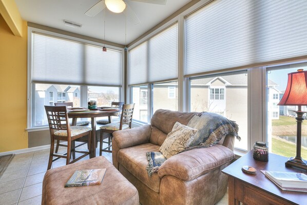 TV, fireplace, DVD player