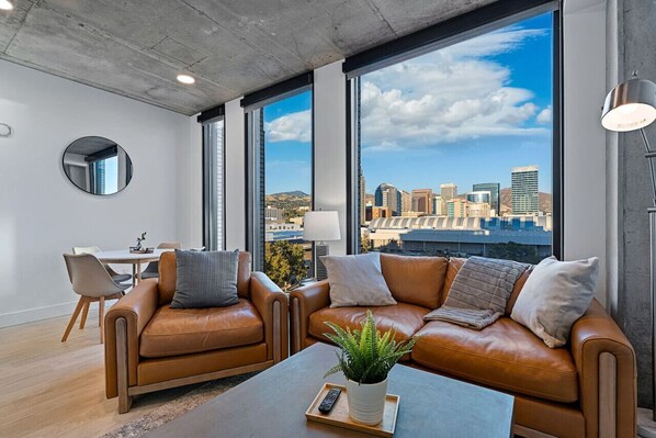 スマートテレビ、卓球台