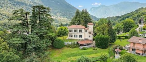 Family Villa, Multiple Bedrooms, 2 Bathrooms, Mountainside (Villa near Golf Club Menaggio) | Exterior