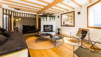 Televisión, libros y estéreo