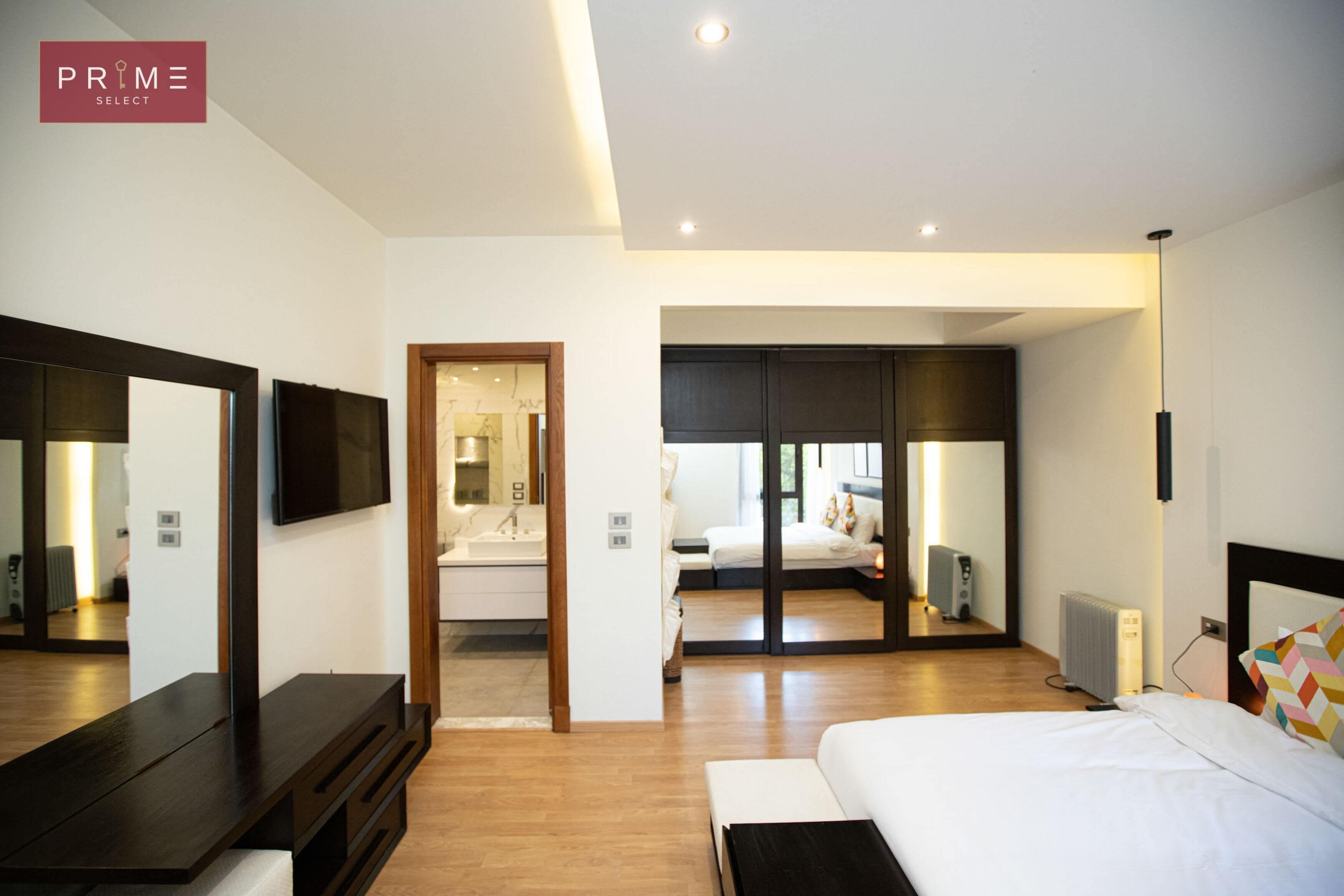 In-room safe, iron/ironing board, free WiFi